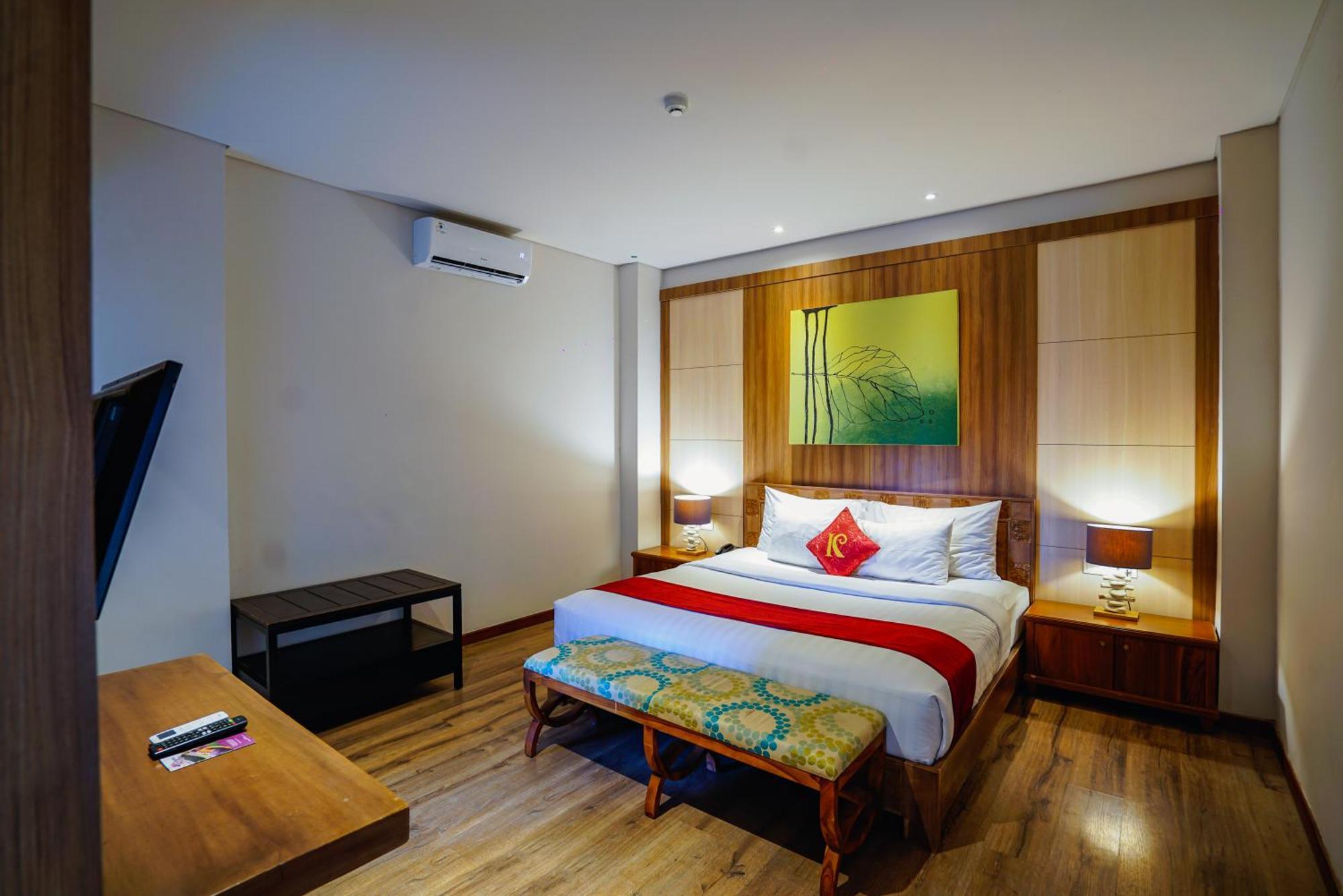 The Kirana Canggu Hotel Exterior photo