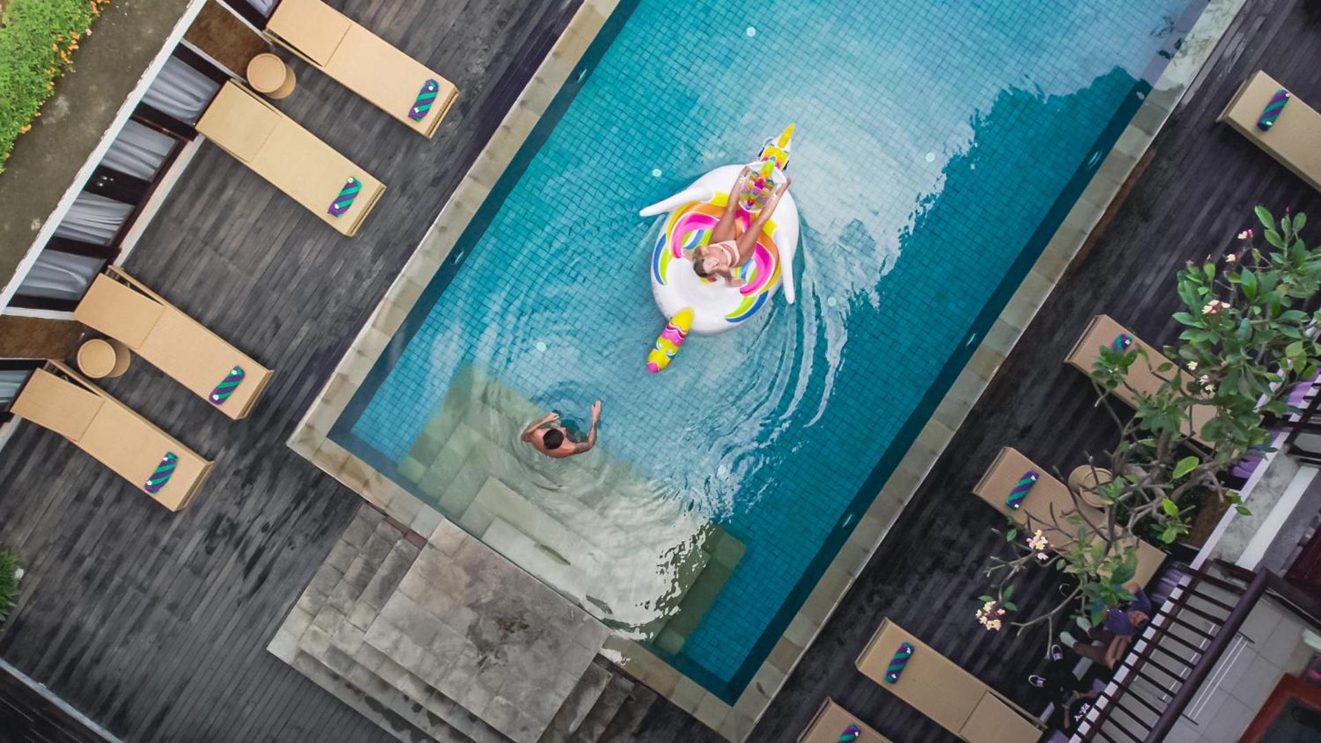 The Kirana Canggu Hotel Exterior photo