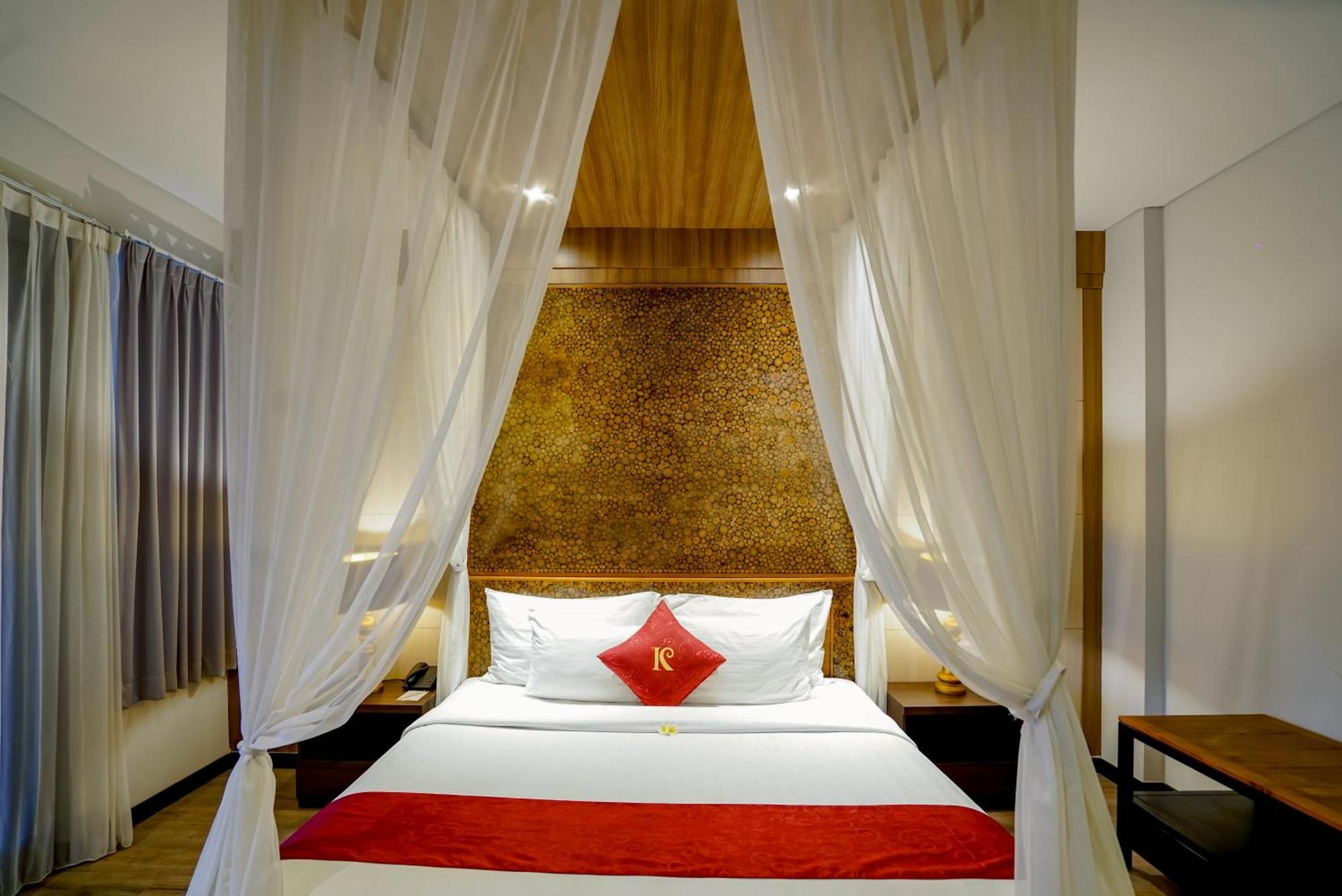 The Kirana Canggu Hotel Exterior photo
